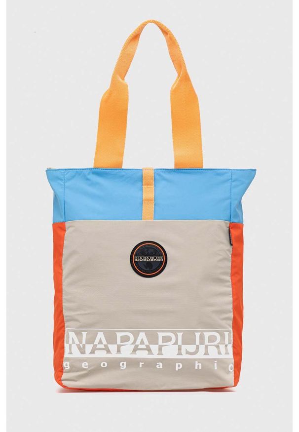 Napapijri plecak kolor beżowy duży wzorzysty. Kolor: beżowy