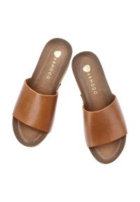 Klapki damskie Armodo, cholewka ze skóry naturalnej licowej profilowana wkładka i wysoki koturn, brązowe, 40291. Kolor: brązowy. Materiał: skóra. Obcas: na koturnie #6