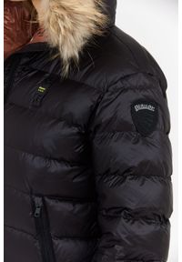 Blauer USA - BLAUER Czarna kurtka puchowa damska z odpinanym futrem jenota, Rozmiar S. Kolor: czarny. Materiał: puch, futro