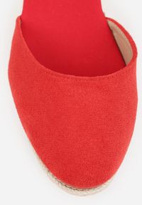 Born2be - Czerwone Sandały VICES na Koturnie Ozdobionym Jutową Plecionką Lailora. Okazja: na co dzień. Zapięcie: sprzączka. Kolor: czerwony. Wzór: aplikacja. Obcas: na koturnie. Styl: casual, elegancki, klasyczny #4