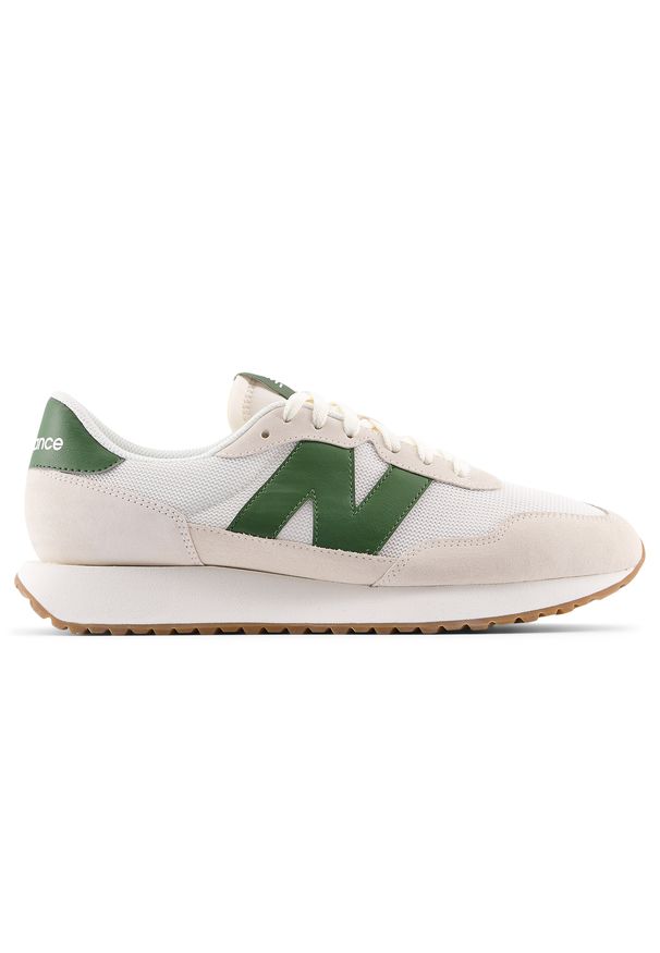 Buty męskie New Balance MS237WG – beżowe. Kolor: beżowy. Materiał: zamsz, skóra, materiał, syntetyk, guma. Szerokość cholewki: normalna