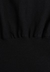 Renee - Czarna Nietoperzowa Sukienka z Dzianiny z Wiskozą z Dekoltem w Łódkę Yuzoma. Typ kołnierza: dekolt w łódkę. Kolor: czarny. Materiał: dzianina, wiskoza. Typ sukienki: oversize #3