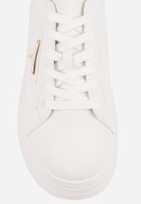 Born2be - Białe Sneakersy VICES na Grubej Podeszwie z Bieżnikiem Zdobionej Gwiazdką Natevia. Okazja: na co dzień. Kolor: biały. Materiał: jeans. Wzór: aplikacja. Sezon: lato #7