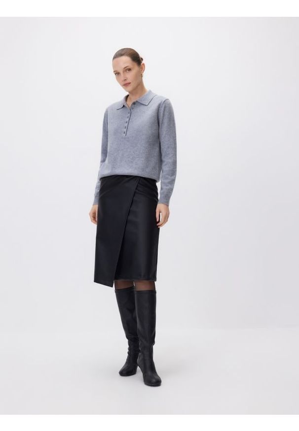 Reserved - Spódnica z imitacji skóry - czarny. Kolor: czarny. Materiał: skóra