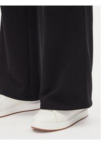 DKNY Sport Spodnie dresowe DP5P3601 Czarny Regular Fit. Kolor: czarny. Materiał: syntetyk #3