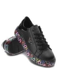 Czarne Sneakersy Filippo Modne Skórzane Buty Damskie. Kolor: czarny. Materiał: skóra. Szerokość cholewki: normalna. Obcas: na obcasie. Wysokość obcasa: średni #5
