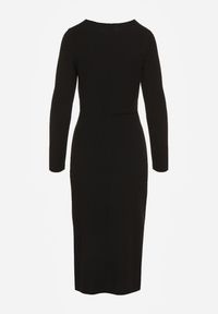 Renee - Czarna Sukienka Koktajlowa Vices Ozdobiona Perełkami i Marszczeniem Odarre. Okazja: na imprezę. Kolor: czarny. Wzór: aplikacja. Styl: wizytowy #2