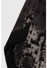 Guess szal damski kolor czarny wzorzysty. Kolor: czarny. Materiał: tkanina #2