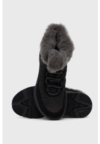 columbia - Columbia Śniegowce SLOPESIDE PEAK LUXE kolor czarny 1979551. Nosek buta: okrągły. Zapięcie: sznurówki. Kolor: czarny. Sezon: zima #5