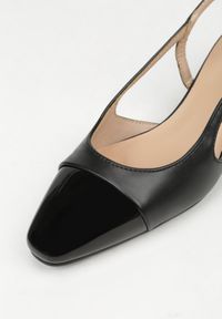 Born2be - Czarne Eleganckie Sandały na Klockowym Obcasie z Lakierowanym Noskiem Brizthine. Okazja: na co dzień, do pracy, na spotkanie biznesowe. Zapięcie: pasek. Kolor: czarny. Materiał: lakier. Obcas: na obcasie. Styl: elegancki. Wysokość obcasa: średni #6