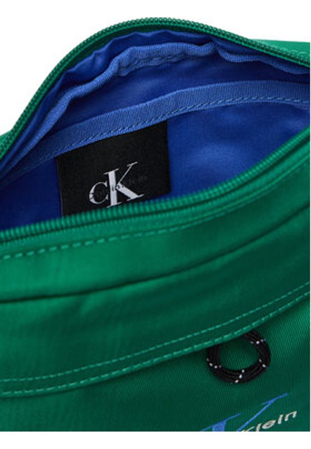 Calvin Klein Saszetka Bold Camera Bag LV04D3117G Zielony. Kolor: zielony. Materiał: materiał