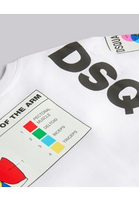 DSQUARED2 KIDS - Biały t-shirt z grafikami 4-16 lat. Kolor: biały. Materiał: bawełna. Długość rękawa: krótki rękaw. Wzór: kolorowy. Sezon: lato. Styl: klasyczny #6