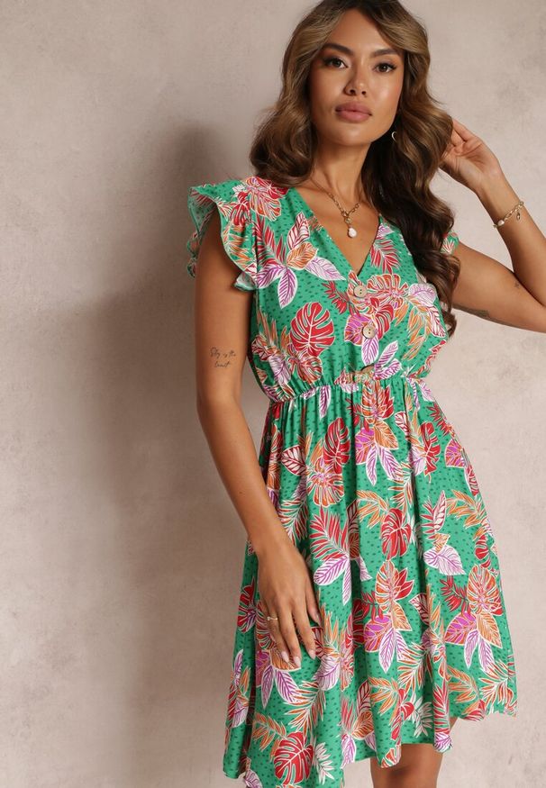 Renee - Zielona Wiskozowa Sukienka Mini z Gumką w Pasie i Ozdobnymi Guzikami Trypha. Typ kołnierza: kołnierz z falbankami. Kolor: zielony. Materiał: wiskoza. Długość: mini