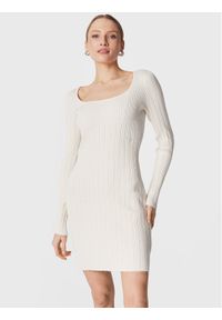 Calvin Klein Jeans Sukienka dzianinowa J20J220550 Biały Slim Fit. Kolor: biały. Materiał: bawełna, dzianina
