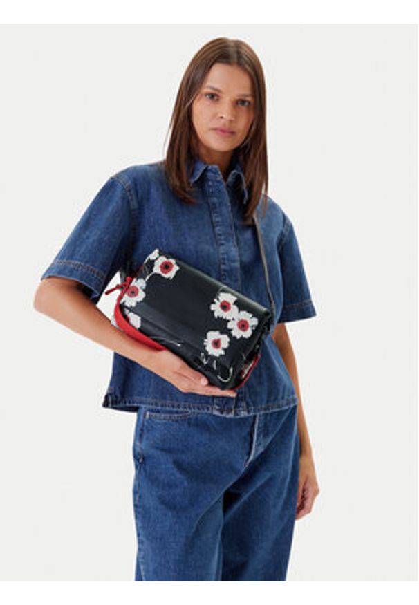 Desigual Torebka 25SAXPA3 Czarny. Kolor: czarny. Materiał: skórzane