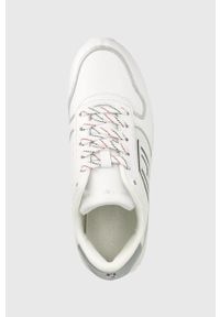 TOMMY HILFIGER - Tommy Hilfiger sneakersy kolor biały. Nosek buta: okrągły. Zapięcie: sznurówki. Kolor: biały. Materiał: guma. Obcas: na platformie #2