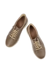 Brązowe Półbuty Wasak Stylowe Obuwie Damskie. Okazja: na co dzień. Zapięcie: sznurówki. Kolor: brązowy. Materiał: skóra. Wzór: grochy. Styl: elegancki #6