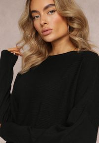 Renee - Czarny Oversizowy Sweter o Przedłużonym Fasonie z Rękawami Typu Nietoperz Porunxa. Kolor: czarny. Długość: długie. Sezon: jesień, zima #4