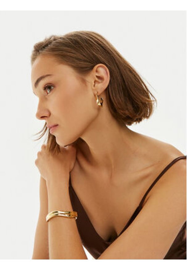 Calvin Klein Kolczyki 35000534 Złoty. Materiał: metalowe. Kolor: złoty