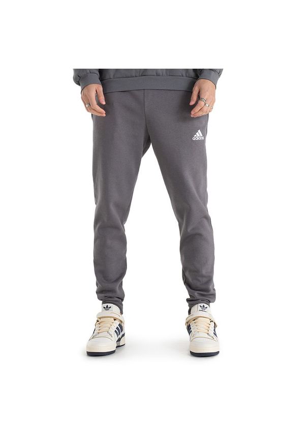 Adidas - Spodnie adidas Entrada 22 Sweat Pants H57531 - szare. Kolor: szary. Materiał: bawełna, poliester, dresówka, materiał