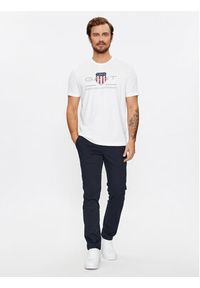 GANT - Gant T-Shirt Reg Archive Shield Ss 2003199 Biały Regular Fit. Kolor: biały. Materiał: bawełna #3