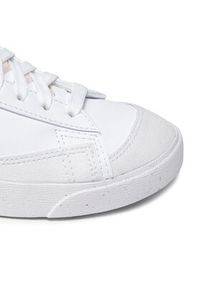Nike Sneakersy W Blazer Mid '77 Next Nature DO1344 101 Biały. Kolor: biały. Materiał: skóra
