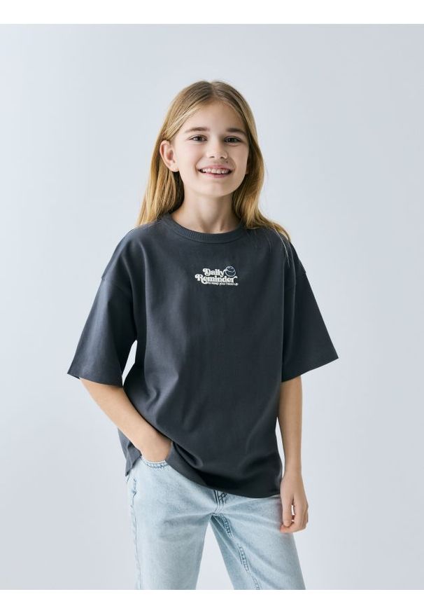 Reserved - T-shirt SmileyWorld® - ciemnoszary. Kolor: szary. Materiał: bawełna
