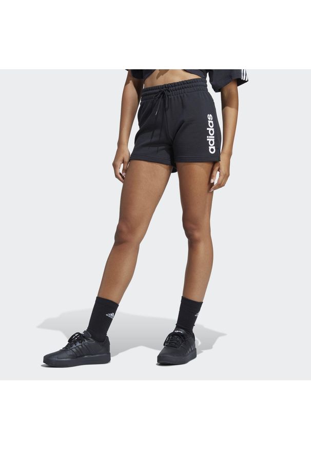 Adidas - Essentials Linear French Terry Shorts. Kolor: biały, czarny, wielokolorowy