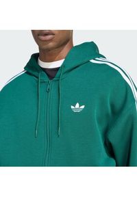 Adidas - adidas Bluza adicolor Spacer KD4085 Zielony Loose Fit. Okazja: na spacer. Kolor: zielony. Materiał: bawełna #2