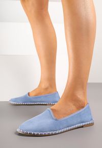 Born2be - Jasnoniebieskie Espadryle z Imitacji Zamszu Zdobione Przeszyciami Folarienne. Okazja: na co dzień, na spacer. Kolor: niebieski. Materiał: zamsz. Wzór: aplikacja. Sezon: lato. Styl: elegancki, casual