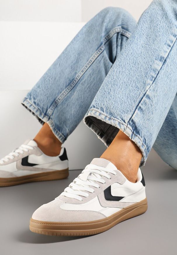 Born2be - Beżowe Skórzane Sneakersy Tenisówki z Geometrycznym Wzorem Mirathe. Okazja: na co dzień, na spacer. Zapięcie: sznurówki. Kolor: beżowy. Materiał: skóra. Wzór: geometria. Sport: turystyka piesza