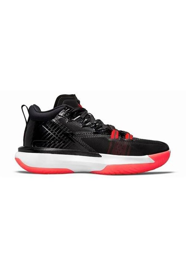 Buty koszykarskie męskie Nike Air Jordan Zion 1. Zapięcie: sznurówki. Kolor: czarny. Materiał: guma, materiał, syntetyk. Szerokość cholewki: normalna. Model: Nike Air Jordan