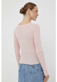 Guess kardigan damski kolor różowy lekki. Kolor: różowy. Długość rękawa: długi rękaw. Długość: długie. Wzór: ze splotem #2