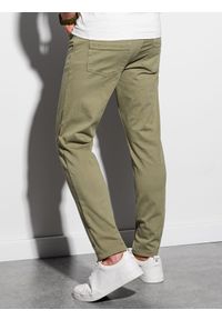 Ombre Clothing - Spodnie męskie chino - khaki P990 - M. Okazja: na co dzień. Kolor: brązowy. Materiał: bawełna, elastan. Styl: casual, klasyczny, elegancki #7