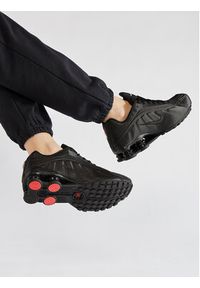 Nike Sneakersy Shox R4 AR3565 004 Czarny. Kolor: czarny. Materiał: materiał #5