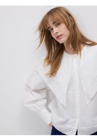 Reserved - Koszula z dekoracyjnym kołnierzem - biały. Kolor: biały. Materiał: bawełna #1