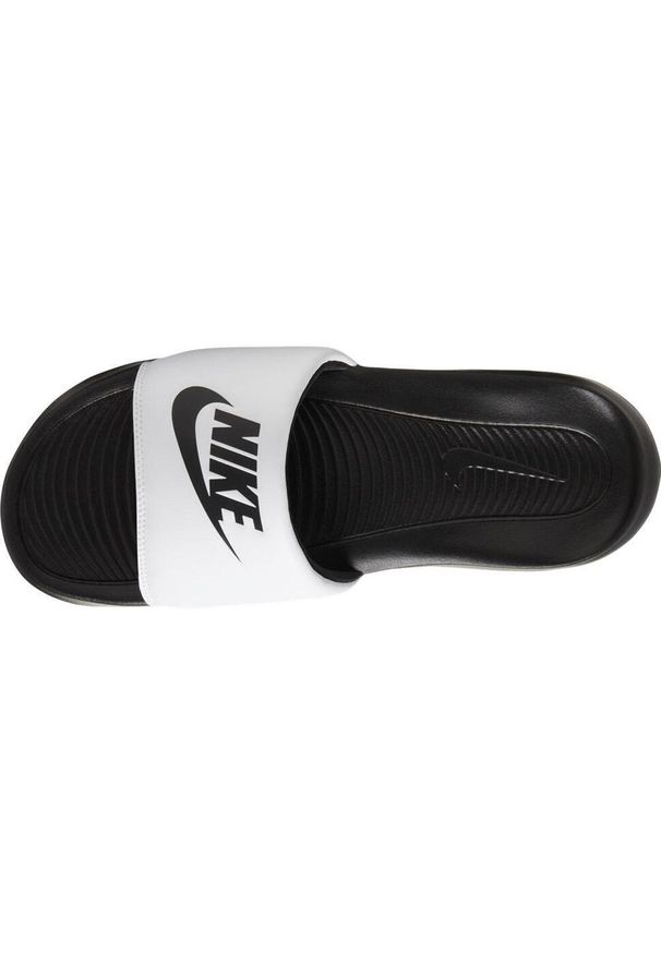 Klapki Nike Victori One, Czarny, Mężczyźni. Kolor: czarny, wielokolorowy. Materiał: syntetyk, materiał. Sezon: lato