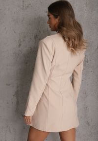 Renee - Beżowa Sukienka-Marynarka o Kopertowym Kroju z Wiązaniem w Pasie Verluva. Okazja: na co dzień. Kolor: beżowy. Materiał: jeans, elastan, poliester. Typ sukienki: kopertowe. Styl: casual, klasyczny, elegancki #4