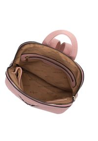 Wittchen - Damski plecak z ekoskóry z nitami trapezowy zgaszony róż. Kolor: różowy. Materiał: skóra ekologiczna. Wzór: haft, aplikacja. Styl: elegancki