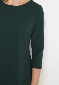 Born2be - Zielona Trapezowa Sukienka z Dłuższym Tyłem Gemirina. Okazja: na co dzień. Kolor: zielony. Typ sukienki: trapezowe. Styl: casual #7