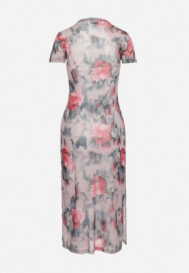 Born2be - Różowa Prześwitująca Sukienka z Krótkim Rękawem i Nadrukiem Baham. Okazja: na co dzień. Kolor: różowy. Materiał: wiskoza. Długość rękawa: krótki rękaw. Wzór: nadruk. Typ sukienki: proste. Styl: casual, elegancki