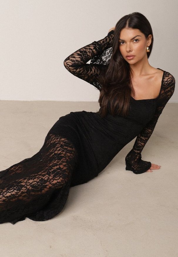 Born2be - Czarna Koronkowa Sukienka VICES o Eleganckim Kroju z Wiązaniem na Plecach Irinlenne. Okazja: na randkę. Kolor: czarny. Materiał: koronka. Styl: elegancki