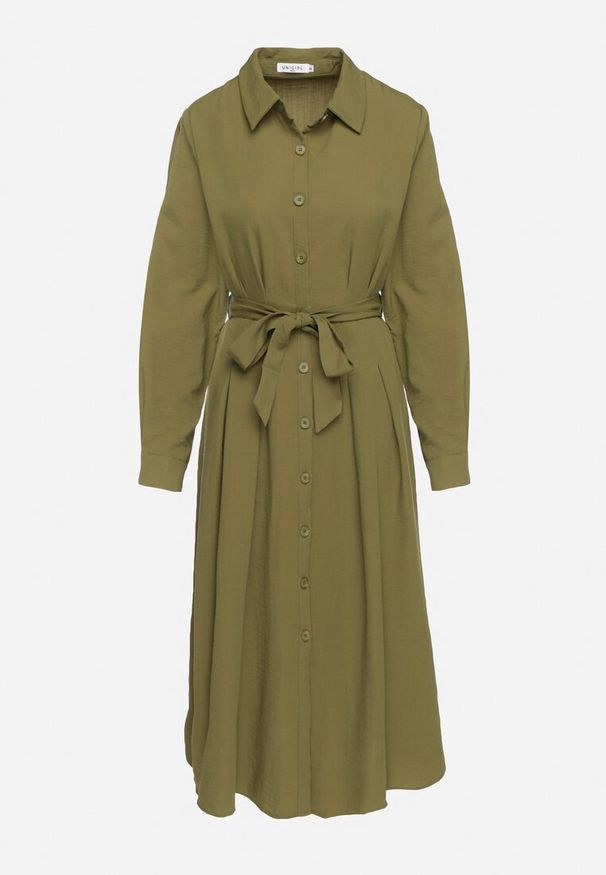 Born2be - Zielona Sukienka Koszulowa o Rozkloszowanym Fasonie z Materiałowym Paskiem Nerisela. Okazja: na co dzień. Kolor: zielony. Materiał: materiał. Typ sukienki: koszulowe. Styl: casual, elegancki