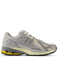 Buty unisex New Balance M1906RRD – szare. Kolor: szary. Materiał: syntetyk, guma, materiał. Szerokość cholewki: normalna. Sport: turystyka piesza