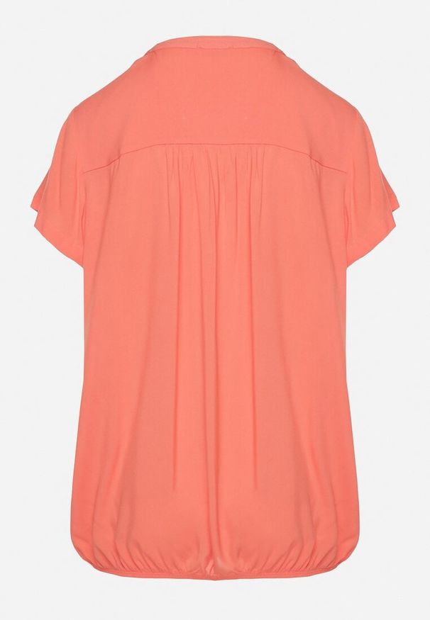 Born2be - Różowa Wiskozowa Bluzka z Trójkątnym Dekoltem Adnoria. Okazja: do pracy, na spotkanie biznesowe. Kolor: różowy. Materiał: wiskoza. Styl: biznesowy, elegancki