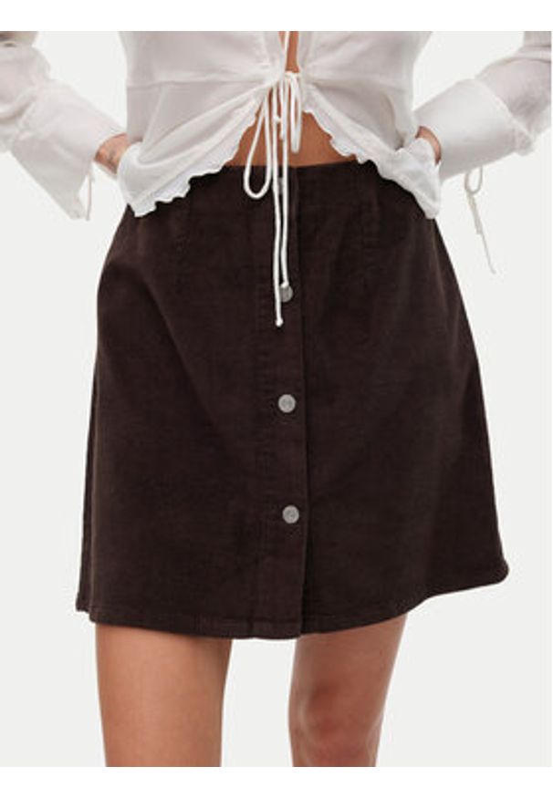 Vero Moda Spódnica mini Etta 10315342 Brązowy Regular Fit. Kolor: brązowy. Materiał: bawełna