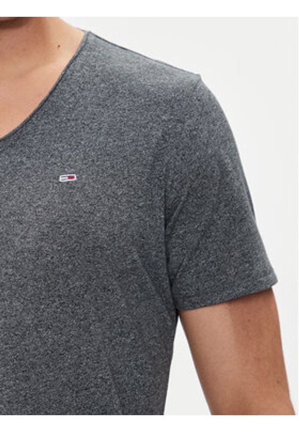 Tommy Jeans T-Shirt Jaspe DM0DM09587 Szary Slim Fit. Kolor: szary. Materiał: syntetyk, bawełna