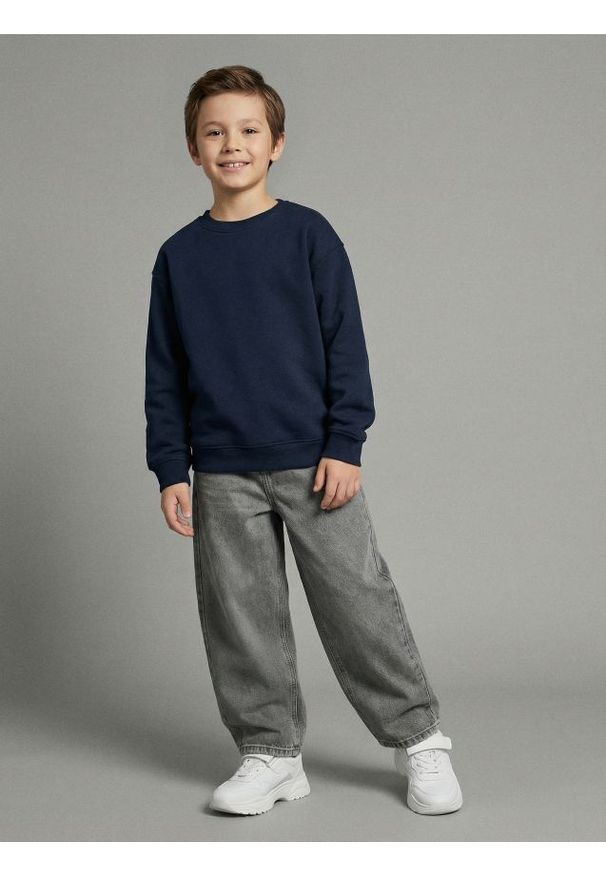 Sinsay - Jeansy baggy z efektem sprania - szary. Kolor: szary