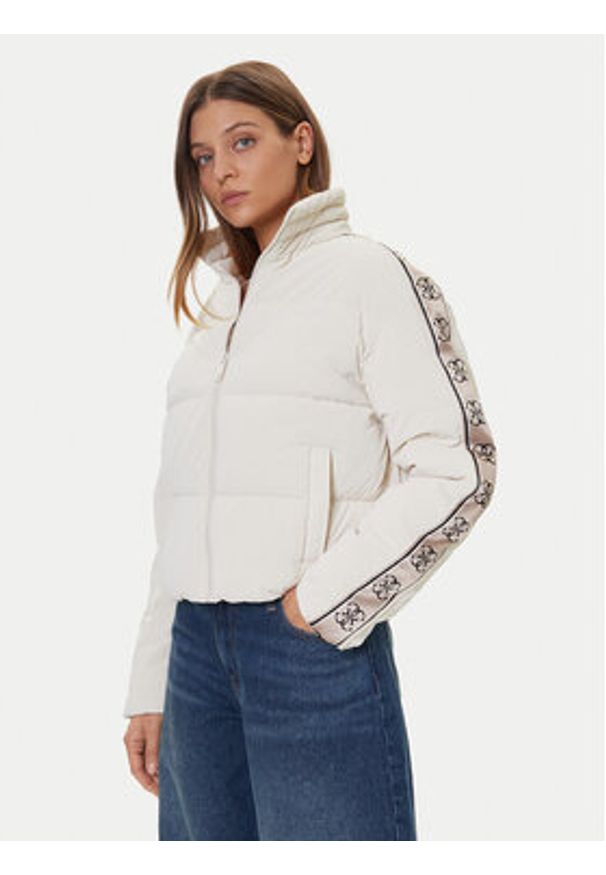 Guess Kurtka zimowa V5BL11 WGYC2 Écru Regular Fit. Materiał: syntetyk. Sezon: zima