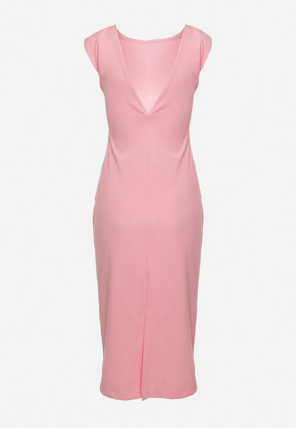 Born2be - Różowa Taliowana Sukienka Bez Rękawów z Ozdobnym Marszczeniem Lunala. Okazja: na co dzień. Kolor: różowy. Materiał: skóra. Długość rękawa: bez rękawów. Styl: casual